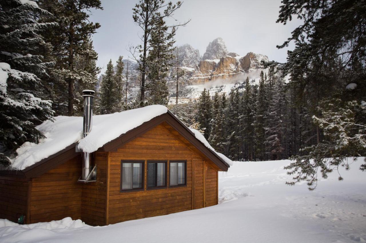 Castle Mountain Chalets Eksteriør bilde